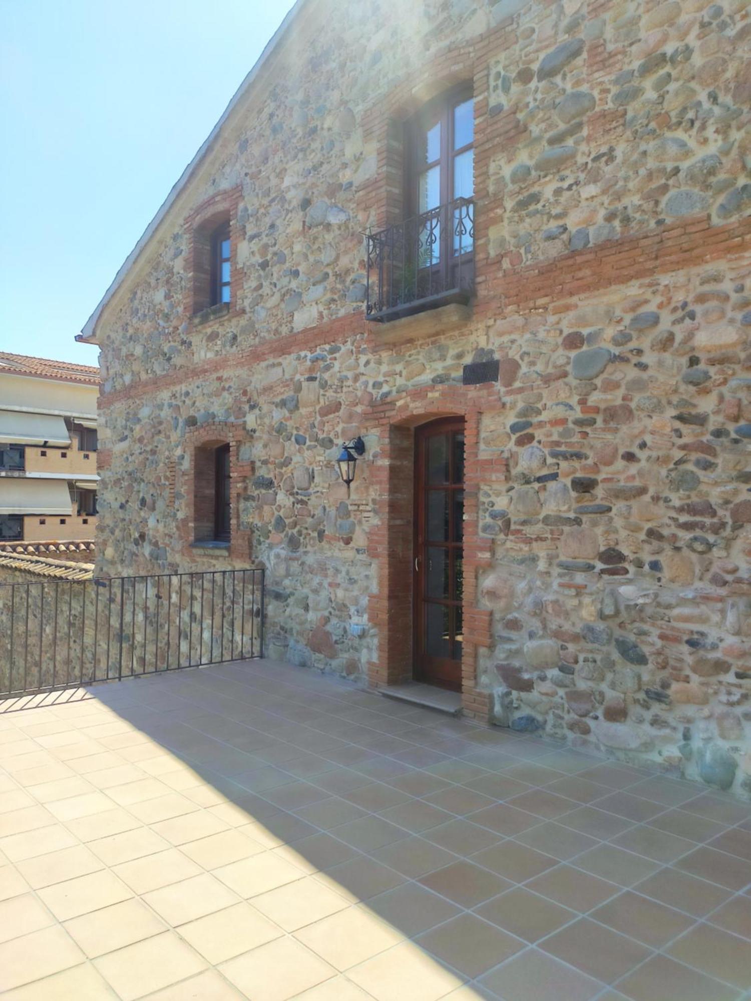 Mas Can Calet Aparthotel Les Franqueses del Valles Экстерьер фото